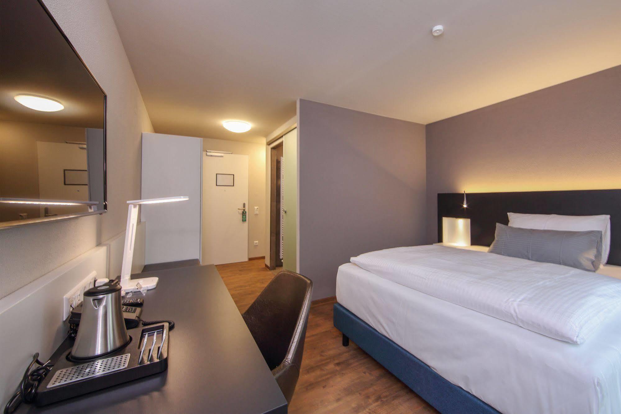 Design & Lifestyle Hotel Estilo Aalen Exterior foto